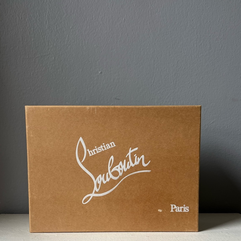 Christian Louboutin
Bianca patent leather heels 38 EU